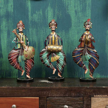 Metal Showpiece